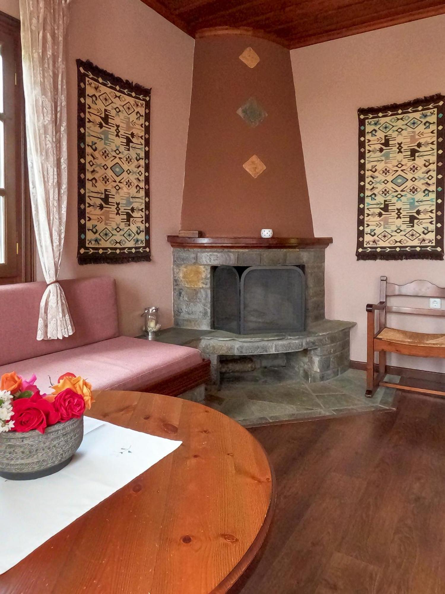 Amalthia Traditional Guesthouse Tsagarada Rum bild