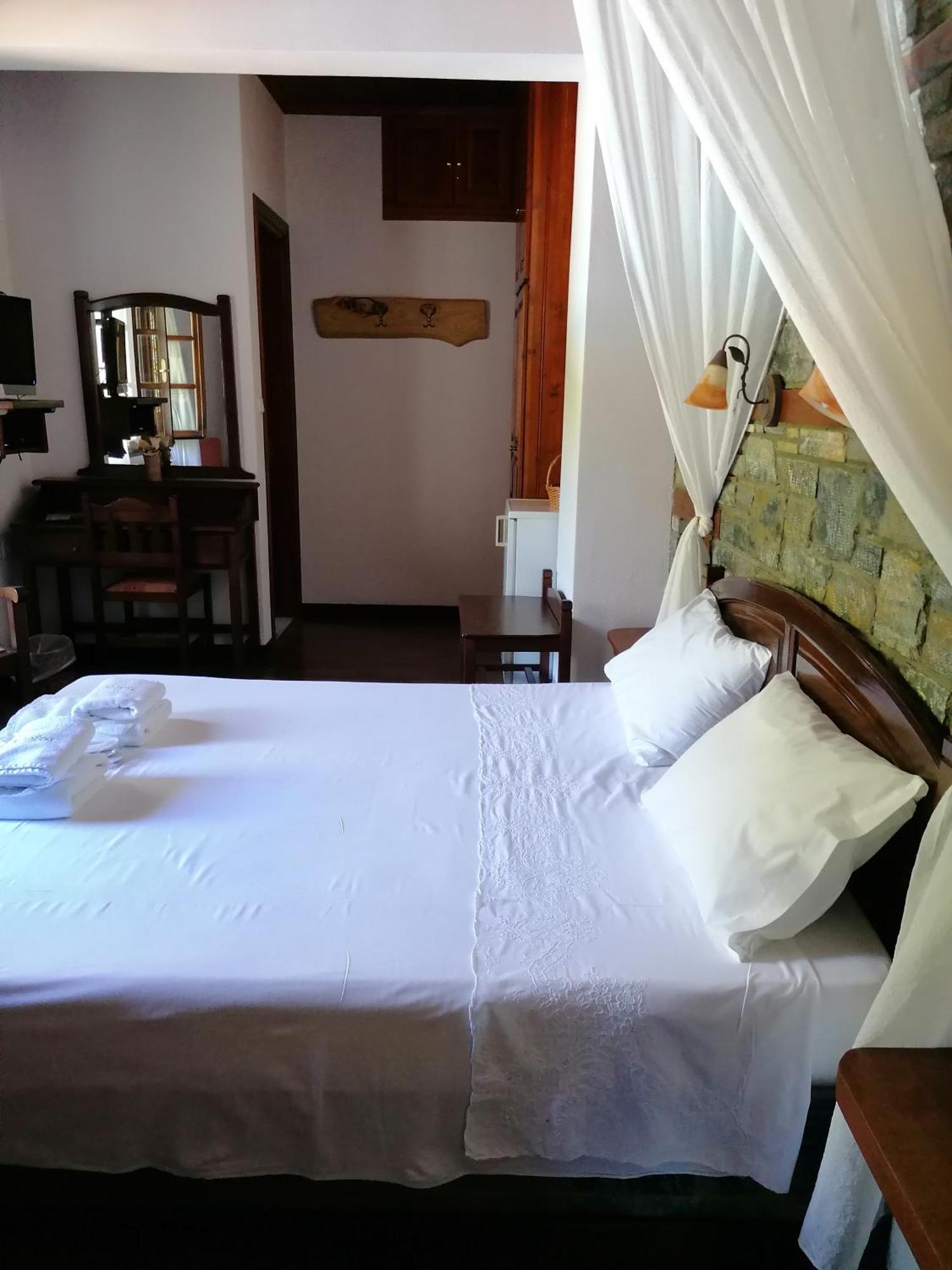 Amalthia Traditional Guesthouse Tsagarada Rum bild
